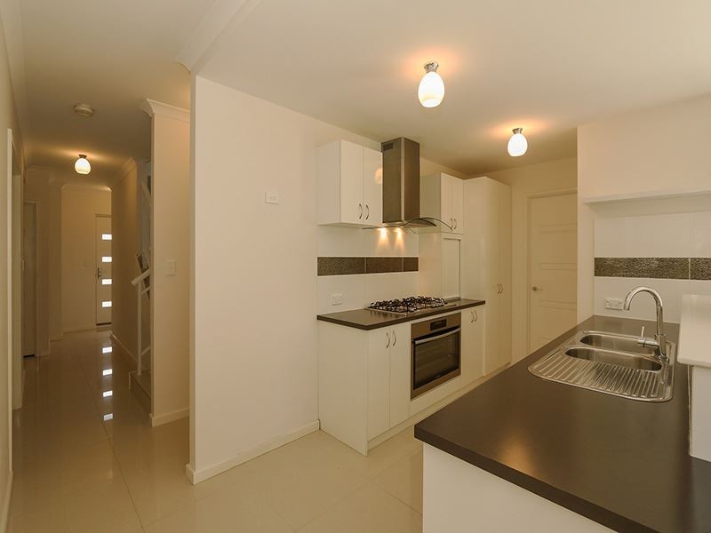 65A Harrison St, Rockingham WA 6168