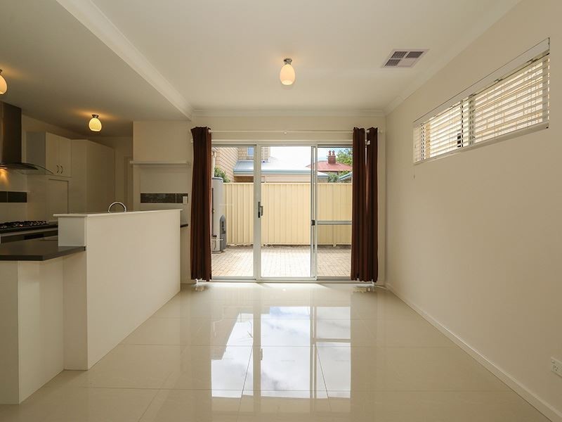 65A Harrison St, Rockingham WA 6168