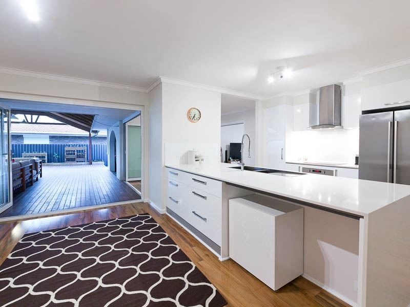 5 Balfern Way, Spearwood WA 6163