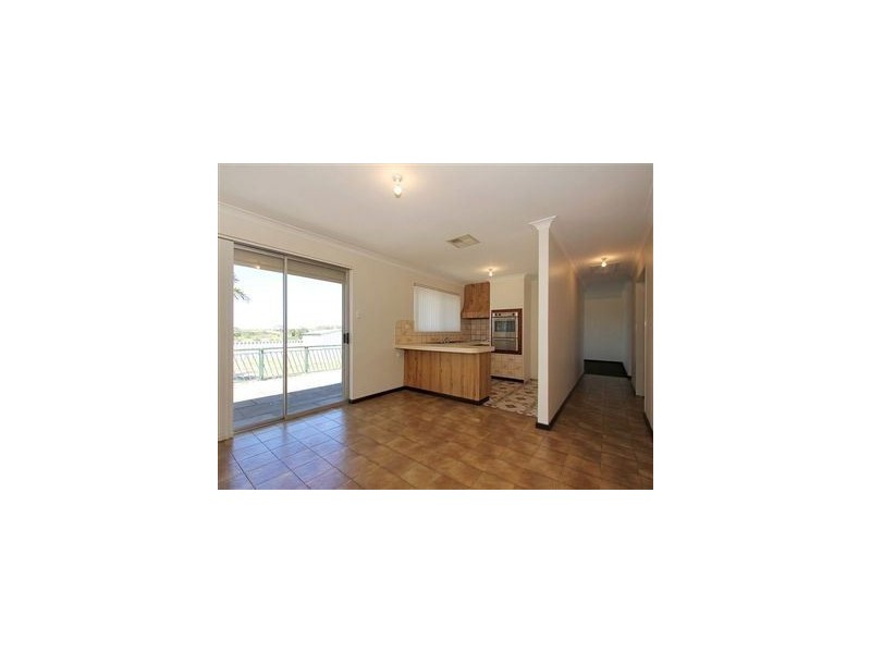 163 Dalison Avenue, Wattleup WA 6166