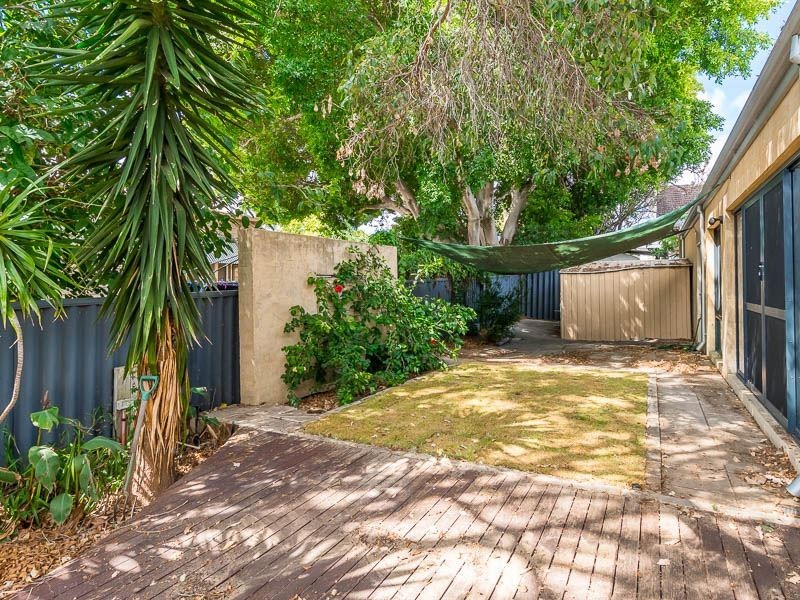 15A Butson Street, Hilton WA 6163