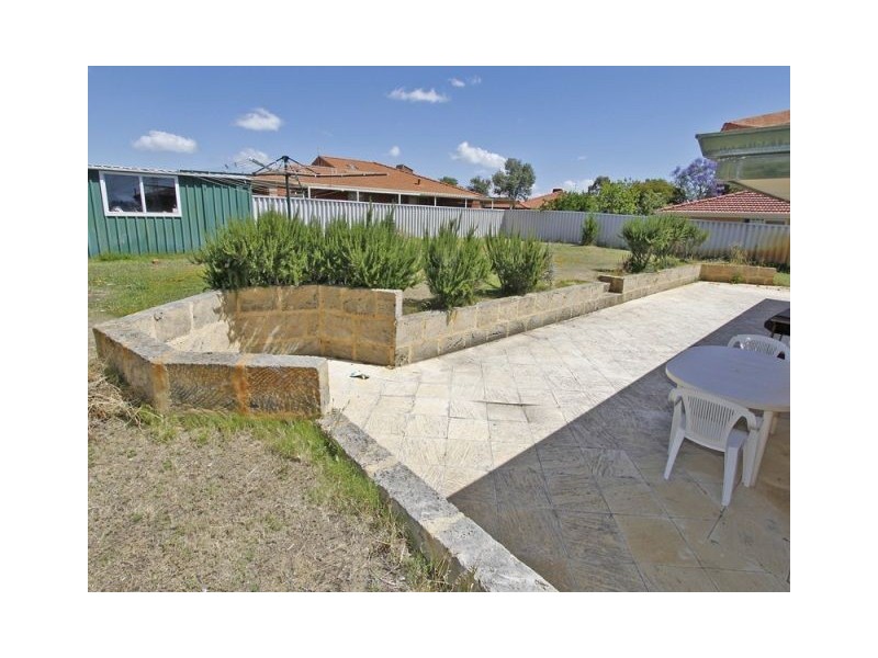 16 Bloodwood Circle, South Lake WA 6164