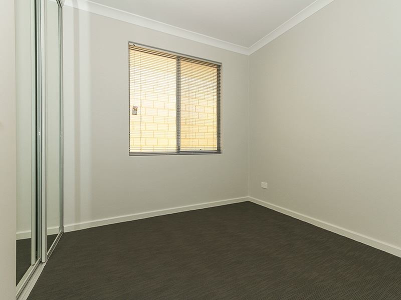 4/30 Kent St, Spearwood WA 6163
