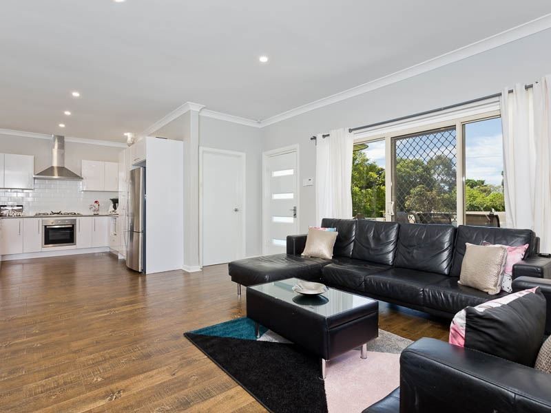 9 Bromley Road, Hilton WA 6163