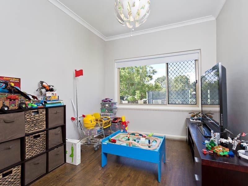 9 Bromley Road, Hilton WA 6163