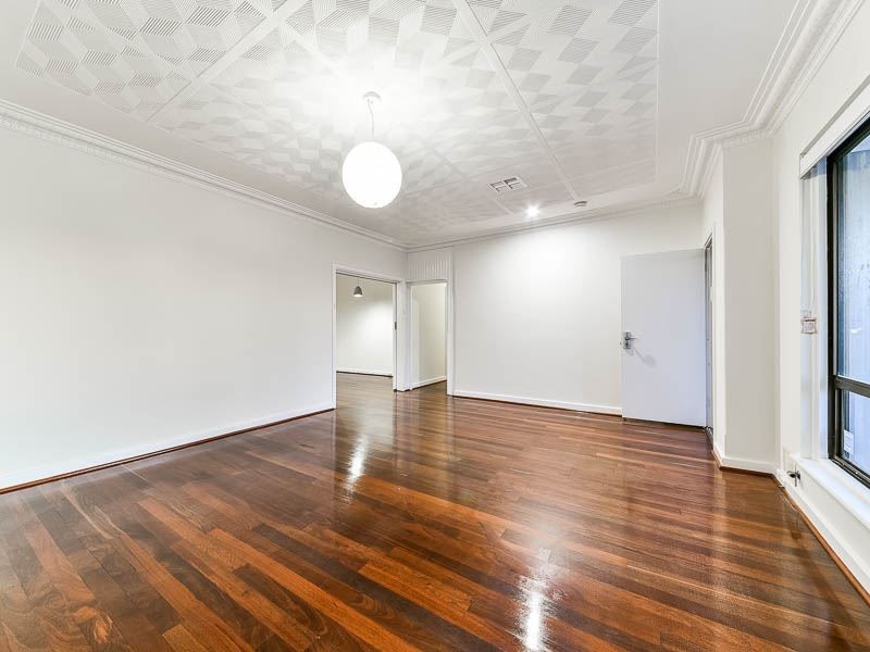 20 Hamilton Rd, Hamilton Hill WA 6163