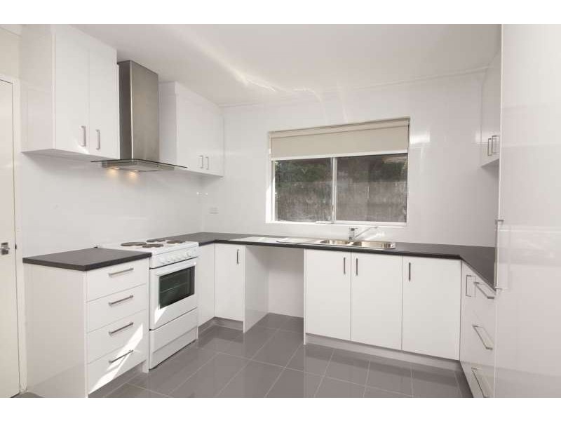 35 Hamilton Road, Hamilton Hill WA 6163