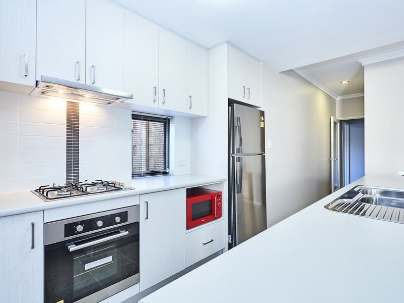 4A Anjou Way, Hamilton Hill WA 6163