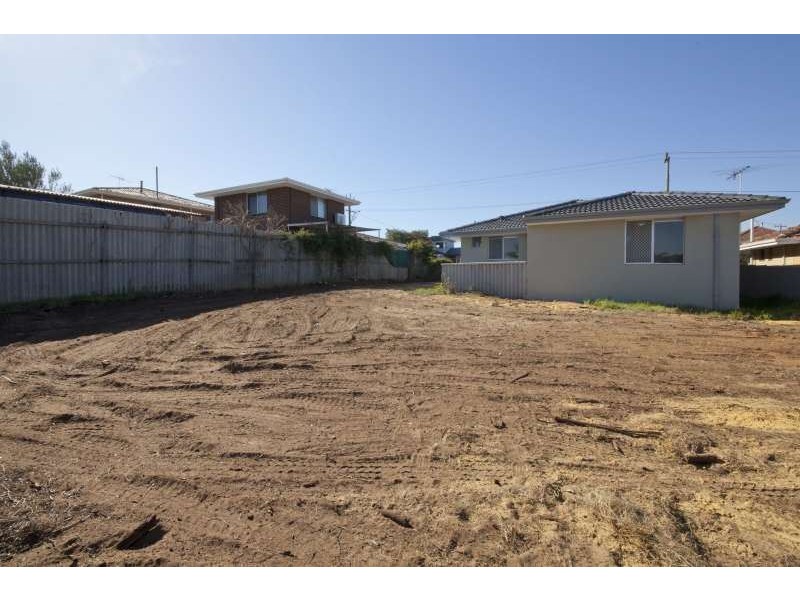 35A Hamilton Road, Hamilton Hill WA 6163