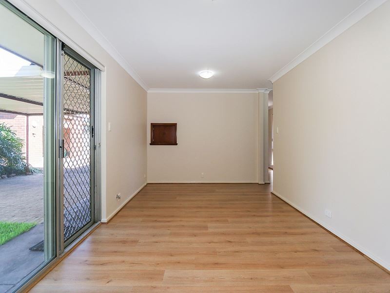 104 Gilbertson Rd, Kardinya WA 6163