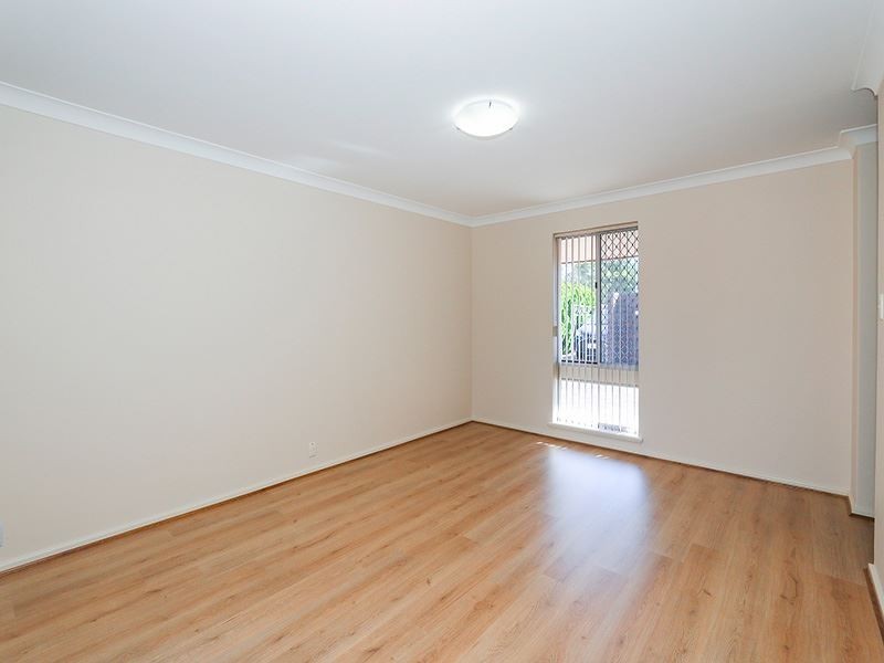 104 Gilbertson Rd, Kardinya WA 6163