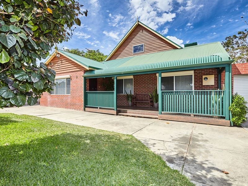 8 Frederick Road, Hamilton Hill WA 6163