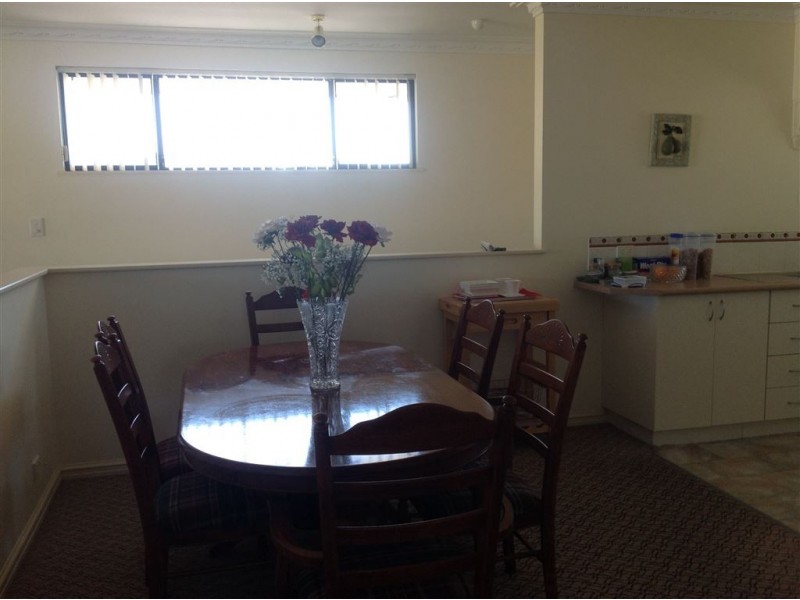 42 Thorpe Street, Rockingham WA 6168