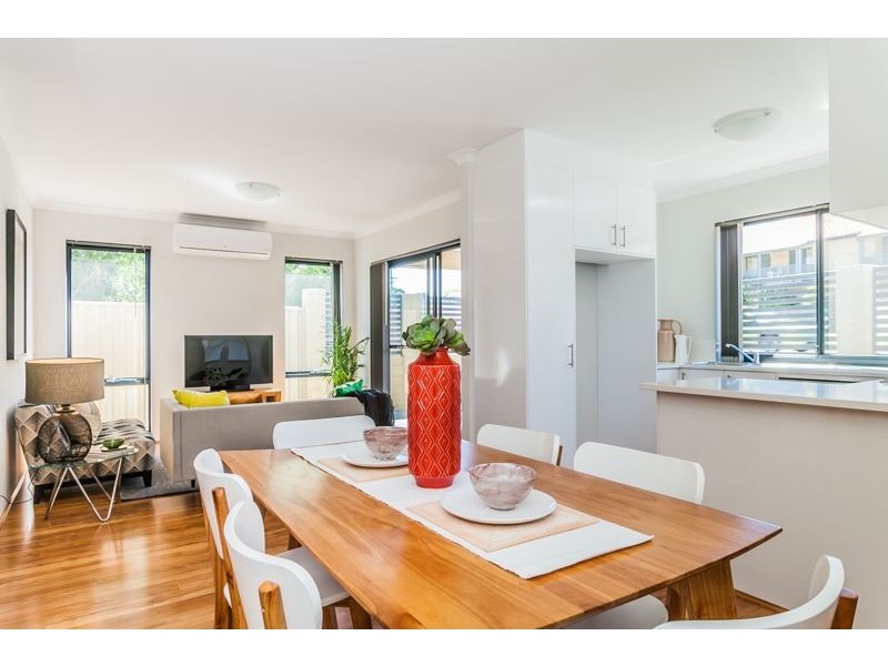 393 Carrington Street, Hamilton Hill WA 6163