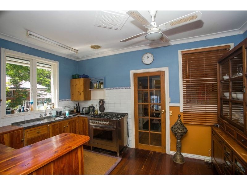 38 Bromley Road, Hilton WA 6163