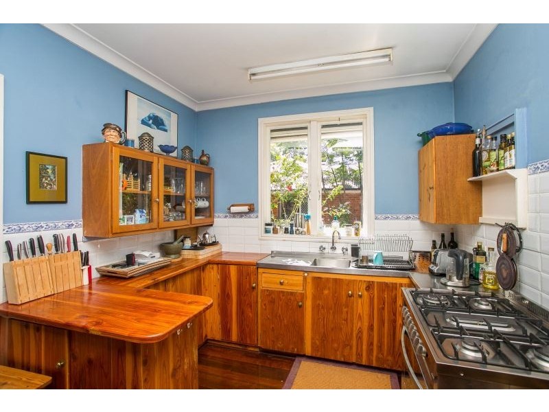 38 Bromley Road, Hilton WA 6163