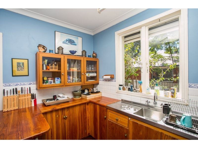 38 Bromley Road, Hilton WA 6163