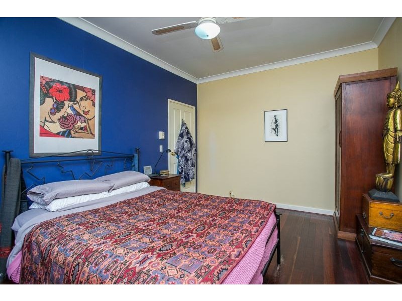 38 Bromley Road, Hilton WA 6163