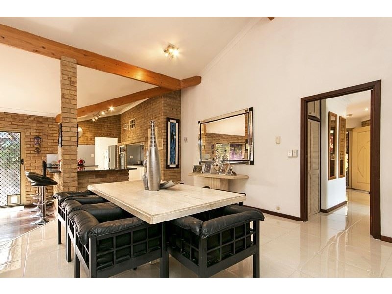 23 Arnold Crescent, Kardinya WA 6163