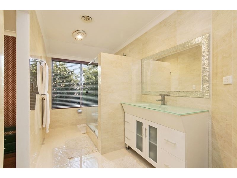 23 Arnold Crescent, Kardinya WA 6163