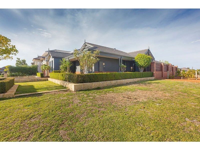 4 Platypus Parkway, Beeliar WA 6164