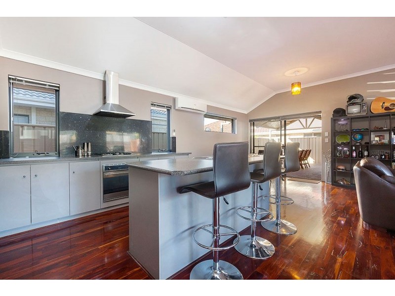 4 Platypus Parkway, Beeliar WA 6164