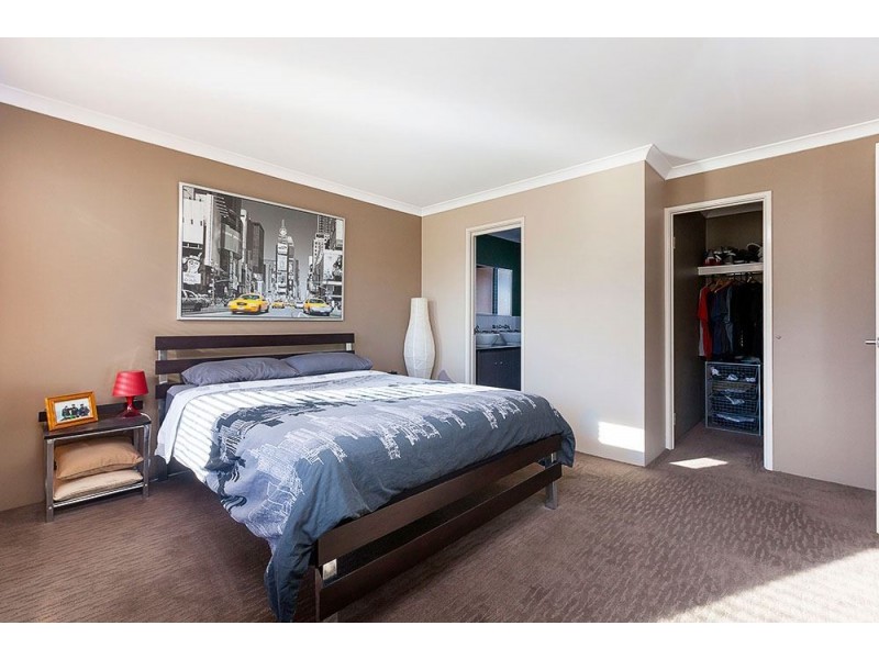 4 Platypus Parkway, Beeliar WA 6164