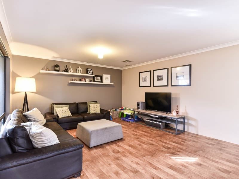 1 Quinine Crescent, Byford WA 6122