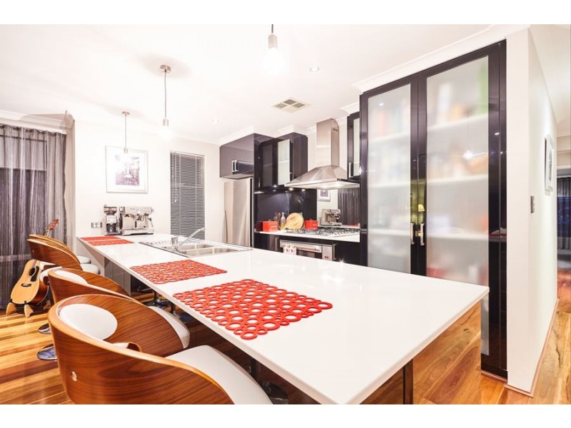 9 Fortis Pass, Wandi WA 6167