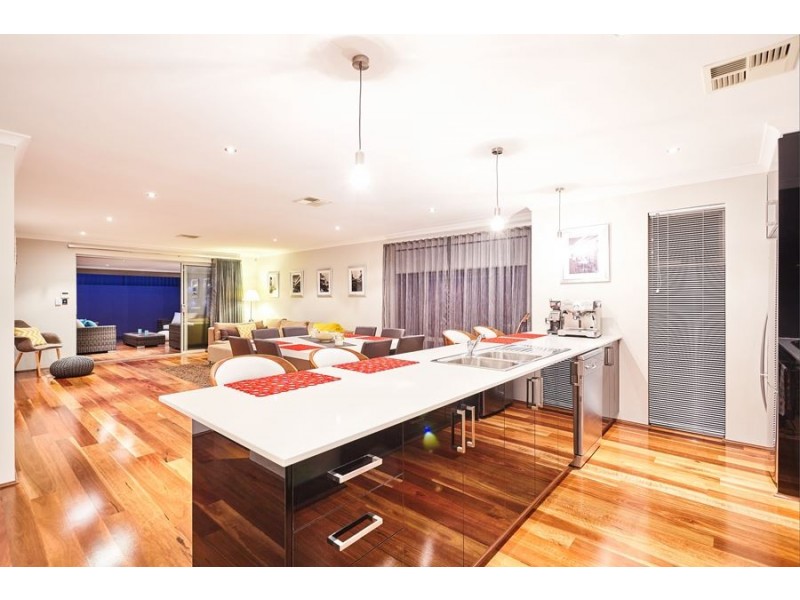 9 Fortis Pass, Wandi WA 6167