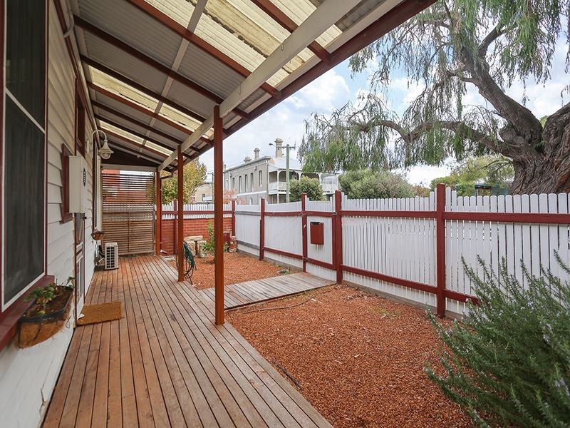 3 Charles St, South Fremantle WA 6162
