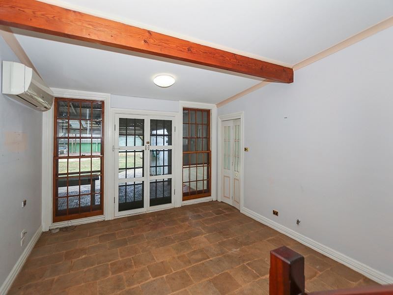 3 Charles St, South Fremantle WA 6162