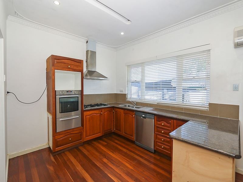 20 Arthur Road, Hamilton Hill WA 6163