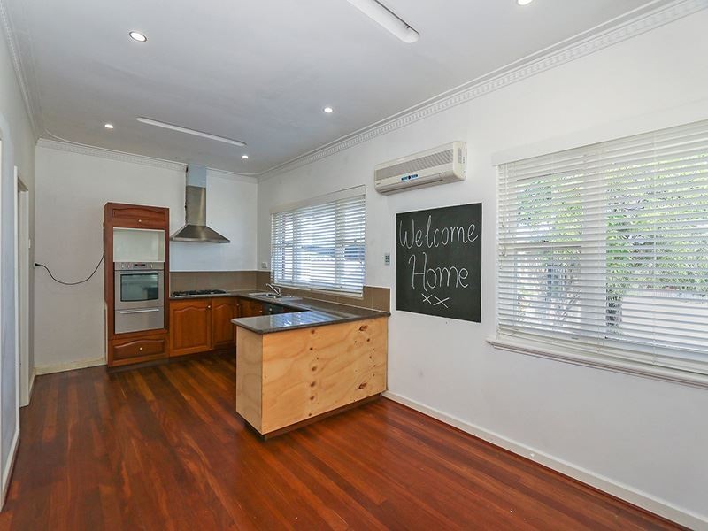 20 Arthur Road, Hamilton Hill WA 6163