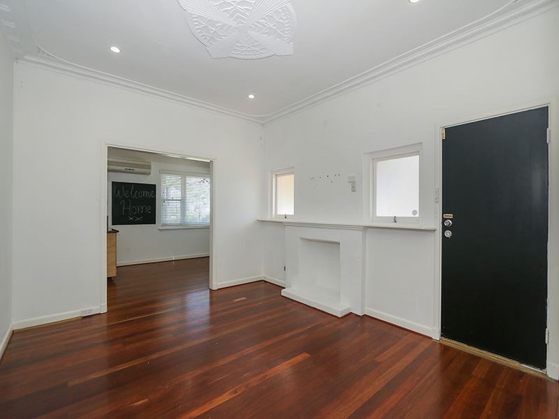 20 Arthur Road, Hamilton Hill WA 6163