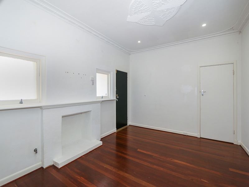 20 Arthur Road, Hamilton Hill WA 6163