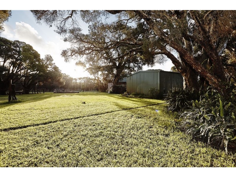 94 Old Dairy Court, Oakford WA 6121