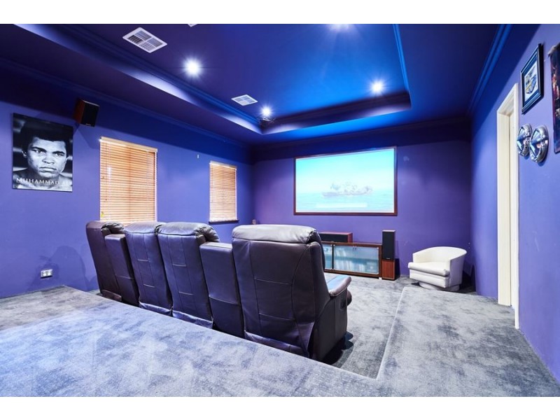 94 Old Dairy Court, Oakford WA 6121