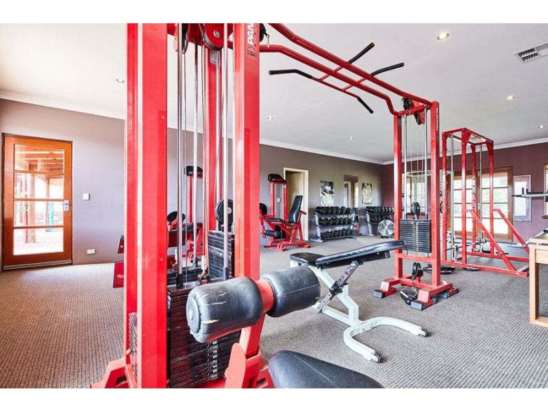 94 Old Dairy Court, Oakford WA 6121