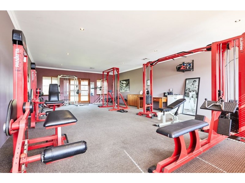 94 Old Dairy Court, Oakford WA 6121