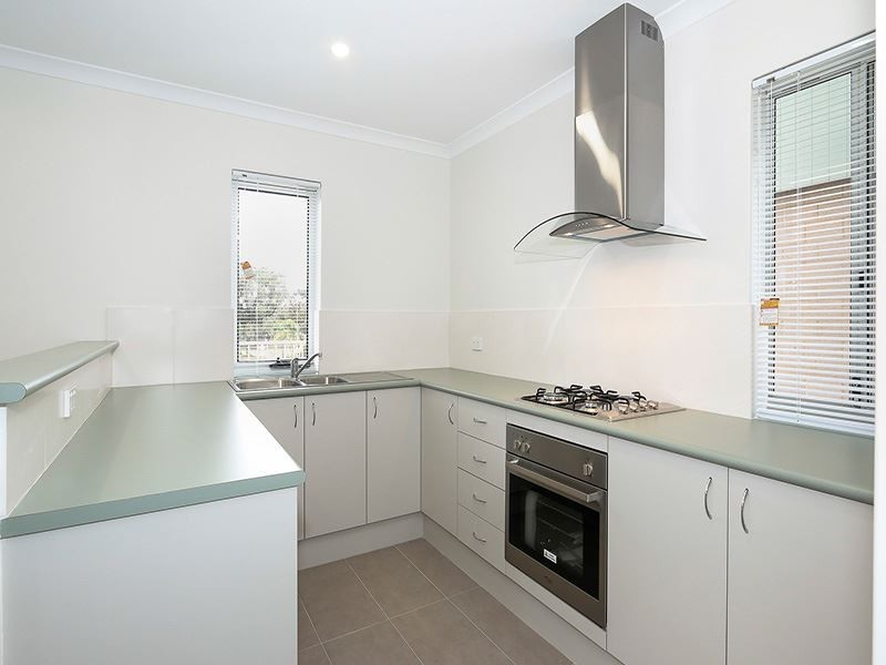 1/35 Glendower Way, Spearwood WA 6163