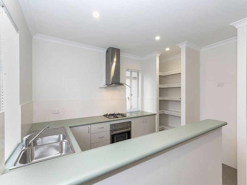 1/35 Glendower Way, Spearwood WA 6163