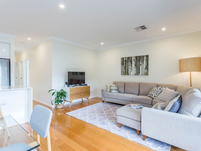 10A Vernon Place, Spearwood WA 6163