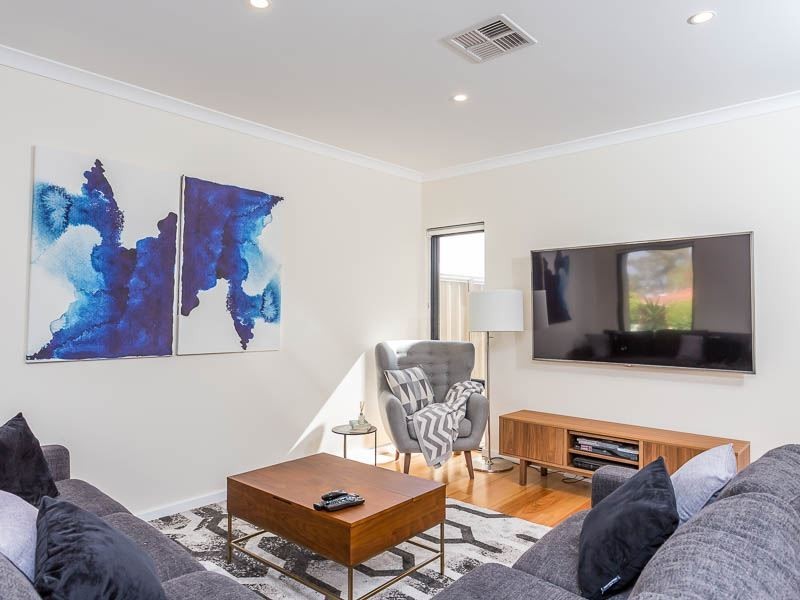 10A Vernon Place, Spearwood WA 6163