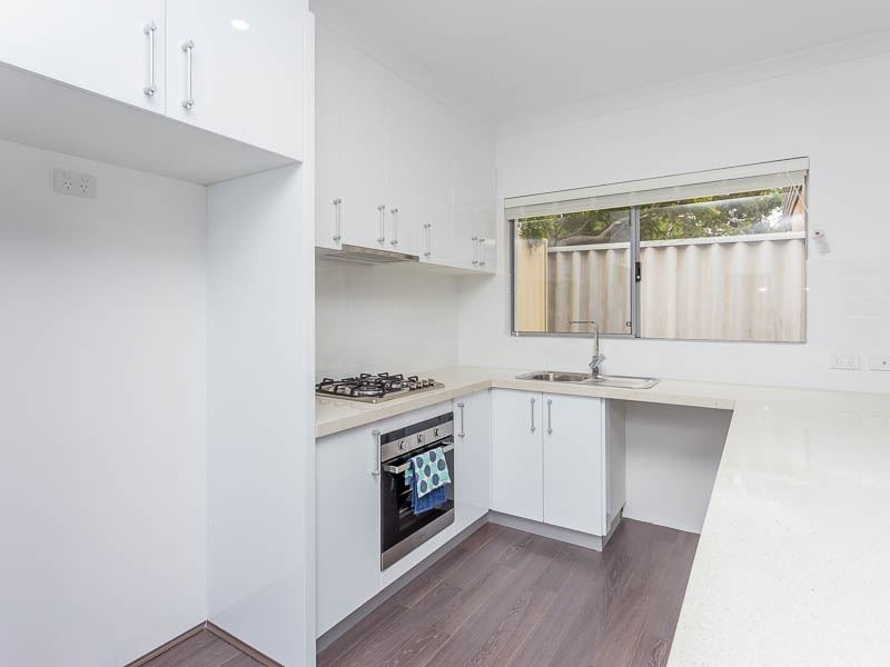 9A Bromley Road, Hilton WA 6163
