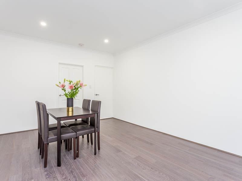 9A Bromley Road, Hilton WA 6163