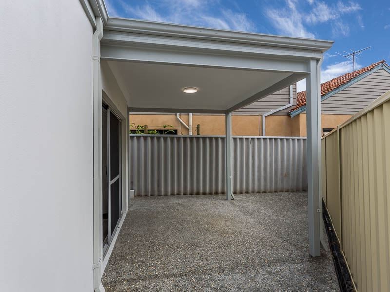 9A Bromley Road, Hilton WA 6163