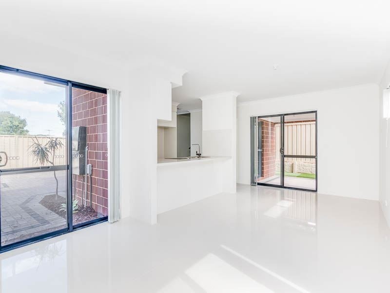 3/385 Carrington St, Hamilton Hill WA 6163