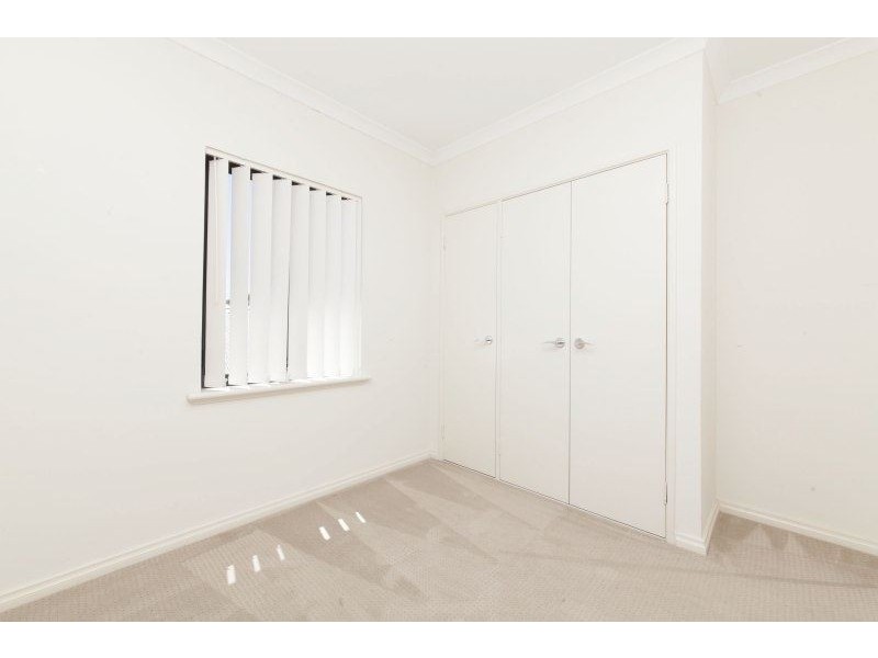 22/9 Healy Rd, Hamilton Hill WA 6163