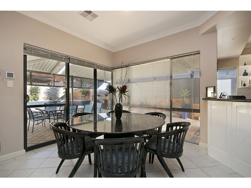 3 Clune Place, Coogee WA 6166